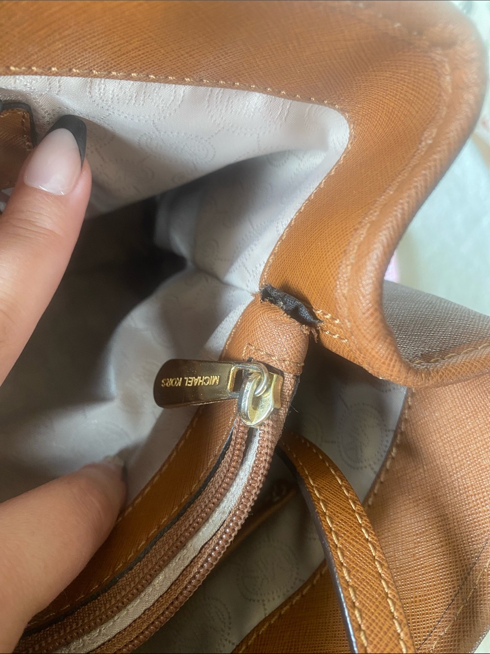 Michael Kors Cognac Leather Tote with Gold Hardware - Picture 5 of 11